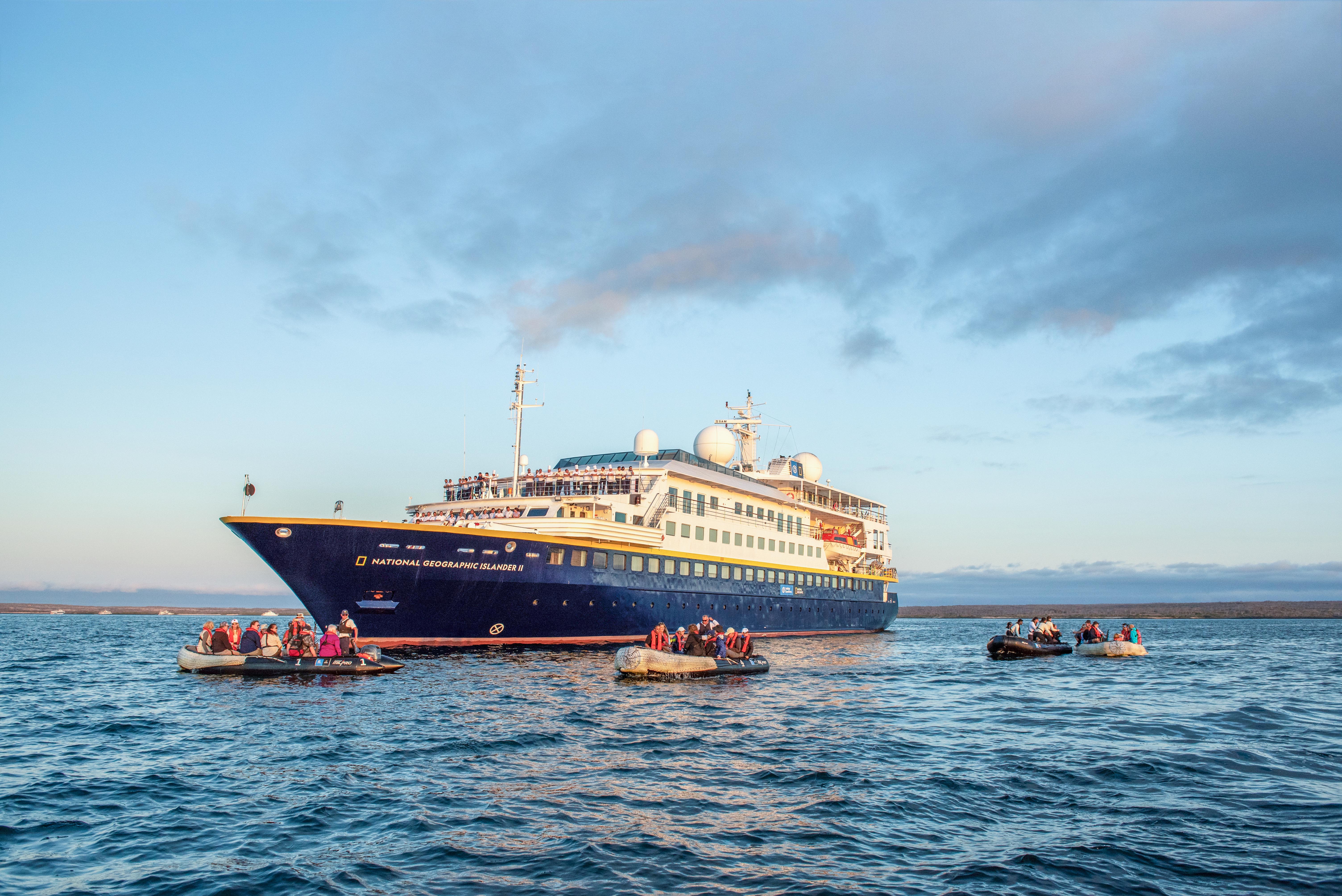 LEX Ship NG Islander II Exterior Christening 752 7712 LEX Ship NG Islander II Exterior Christening 752 7712