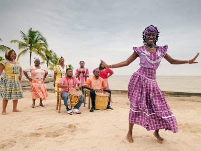  Garifuna dancers