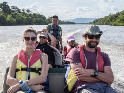 Rewa lodge boat trip