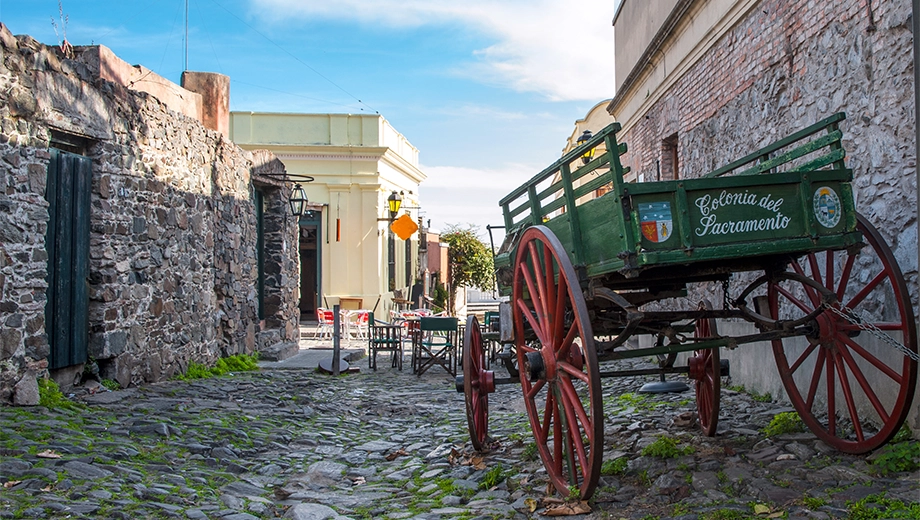 Old carriage on a cobbledstone street, Colonia