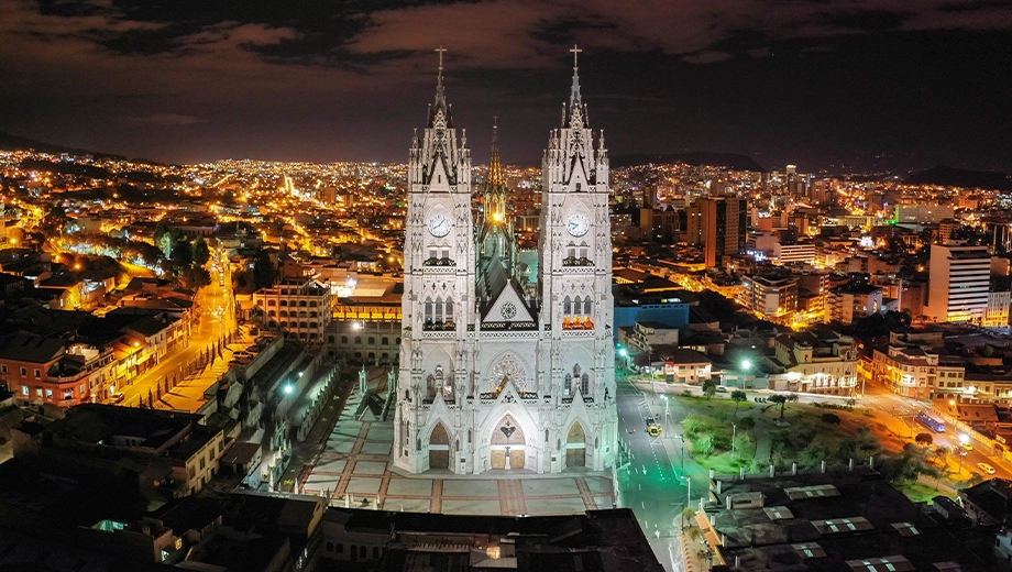 Basílica del Voto Nacional, Quito