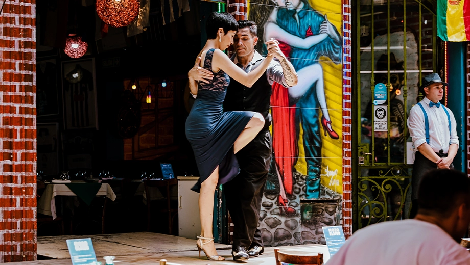 Tango dancers