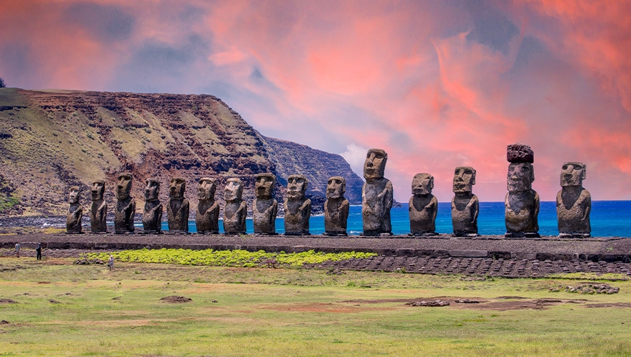 15 Moai statues, Ahu Tongariki