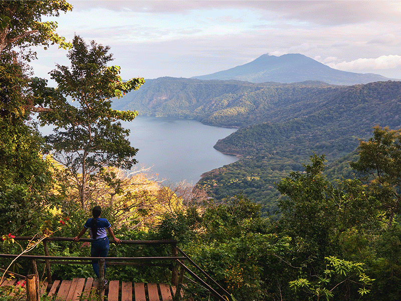 Apoyo Lagoon (1)