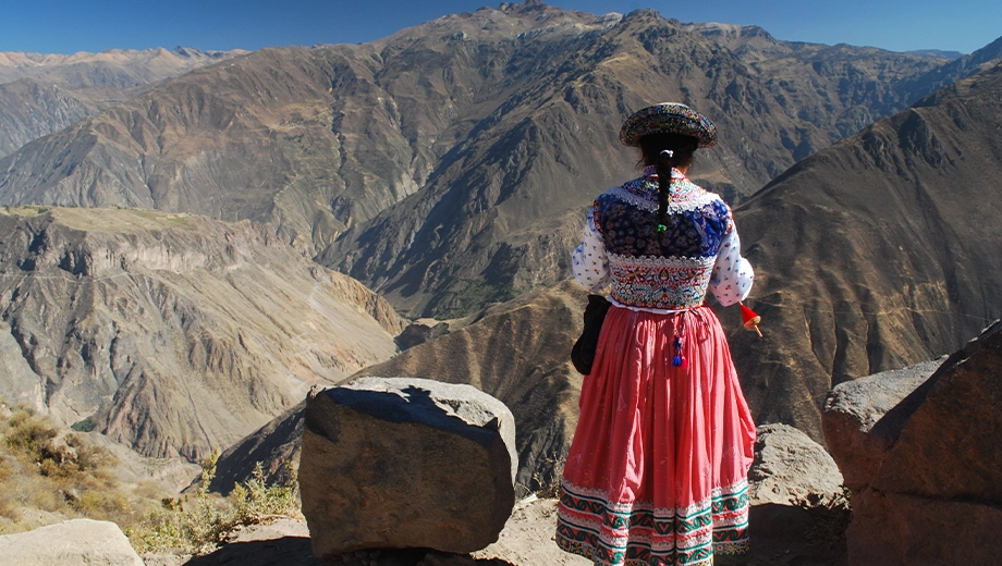 Indigenous woman,  Colca Canyon