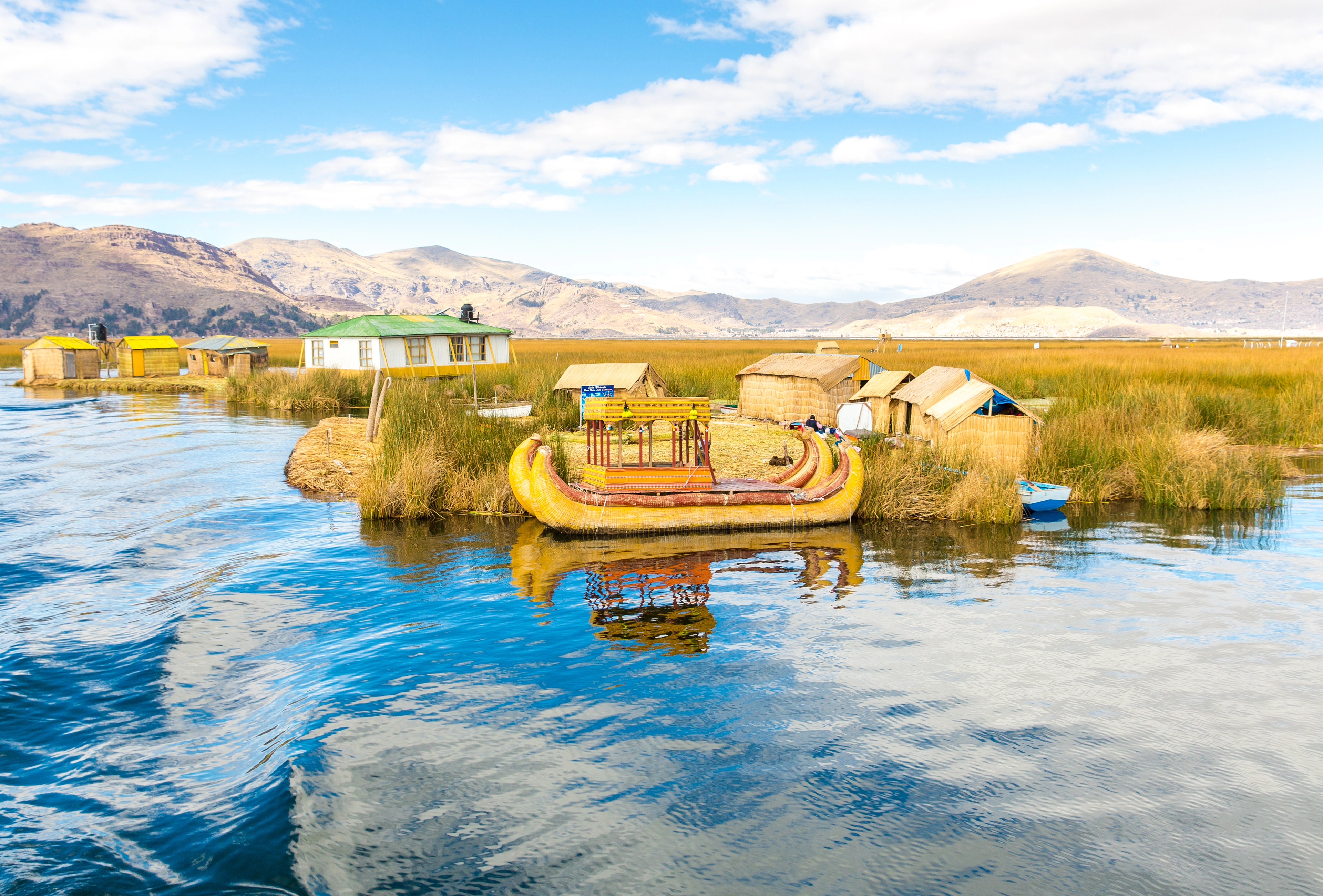 Traditional boat, Uros Islands