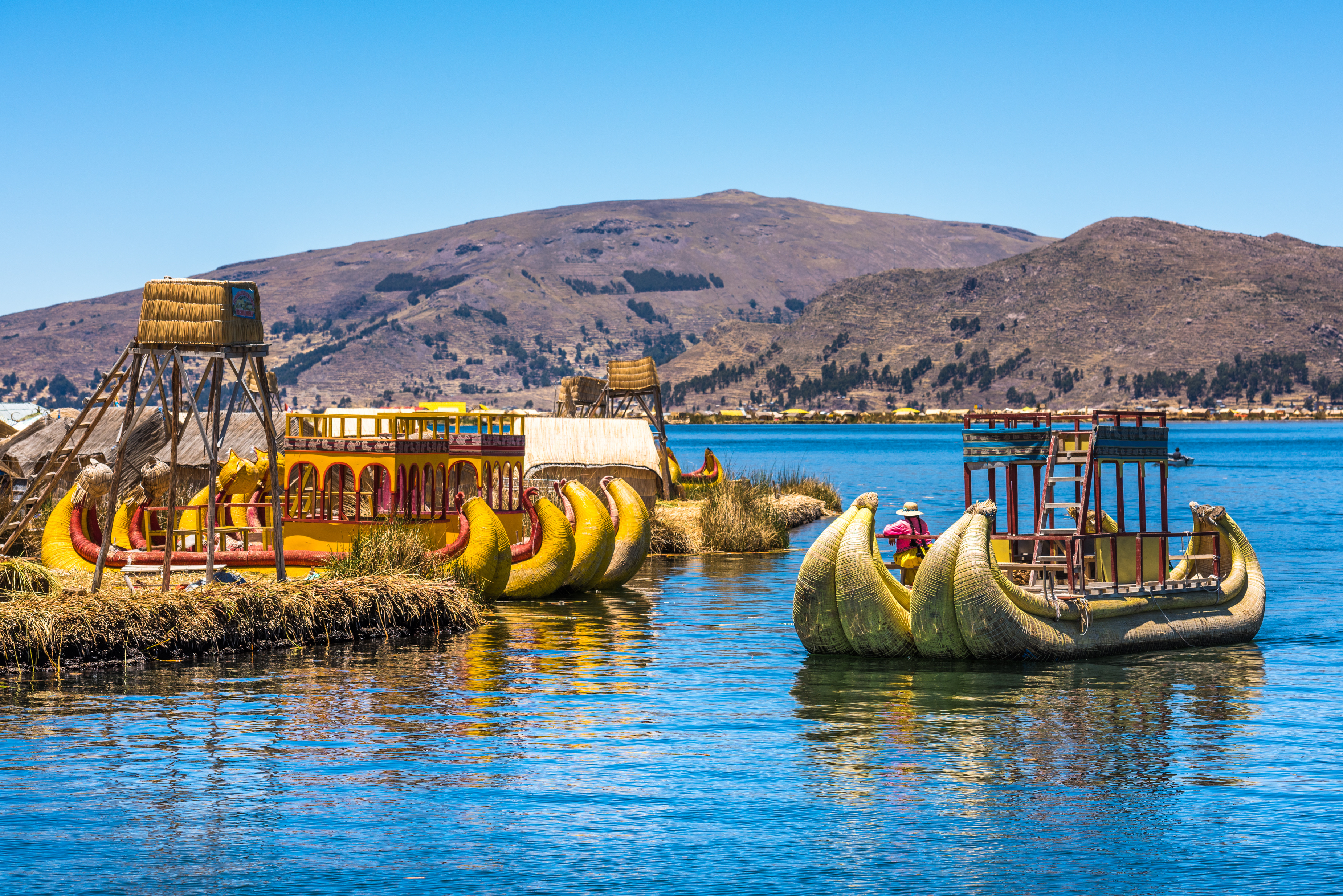 Peru_Lake_Titicaca_Floating_Islands