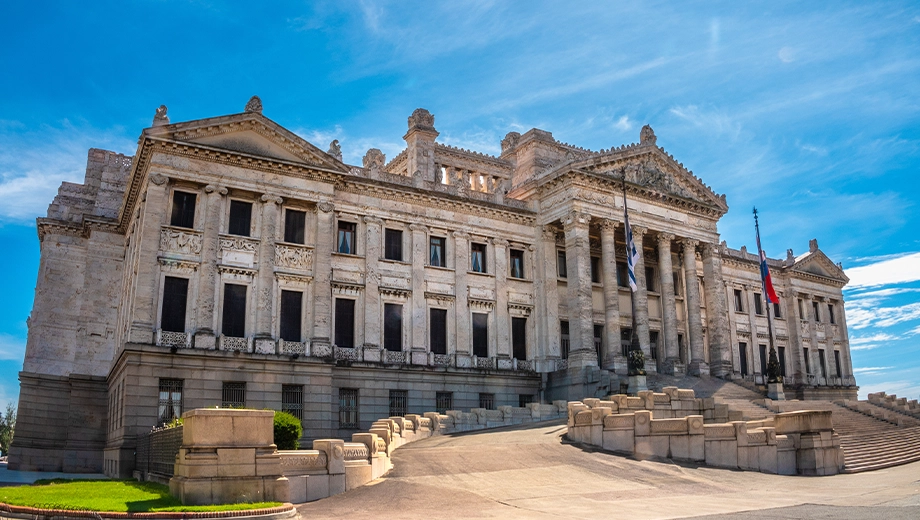 Uruguay_Montevideo_The Legislative Palace of Uruguay