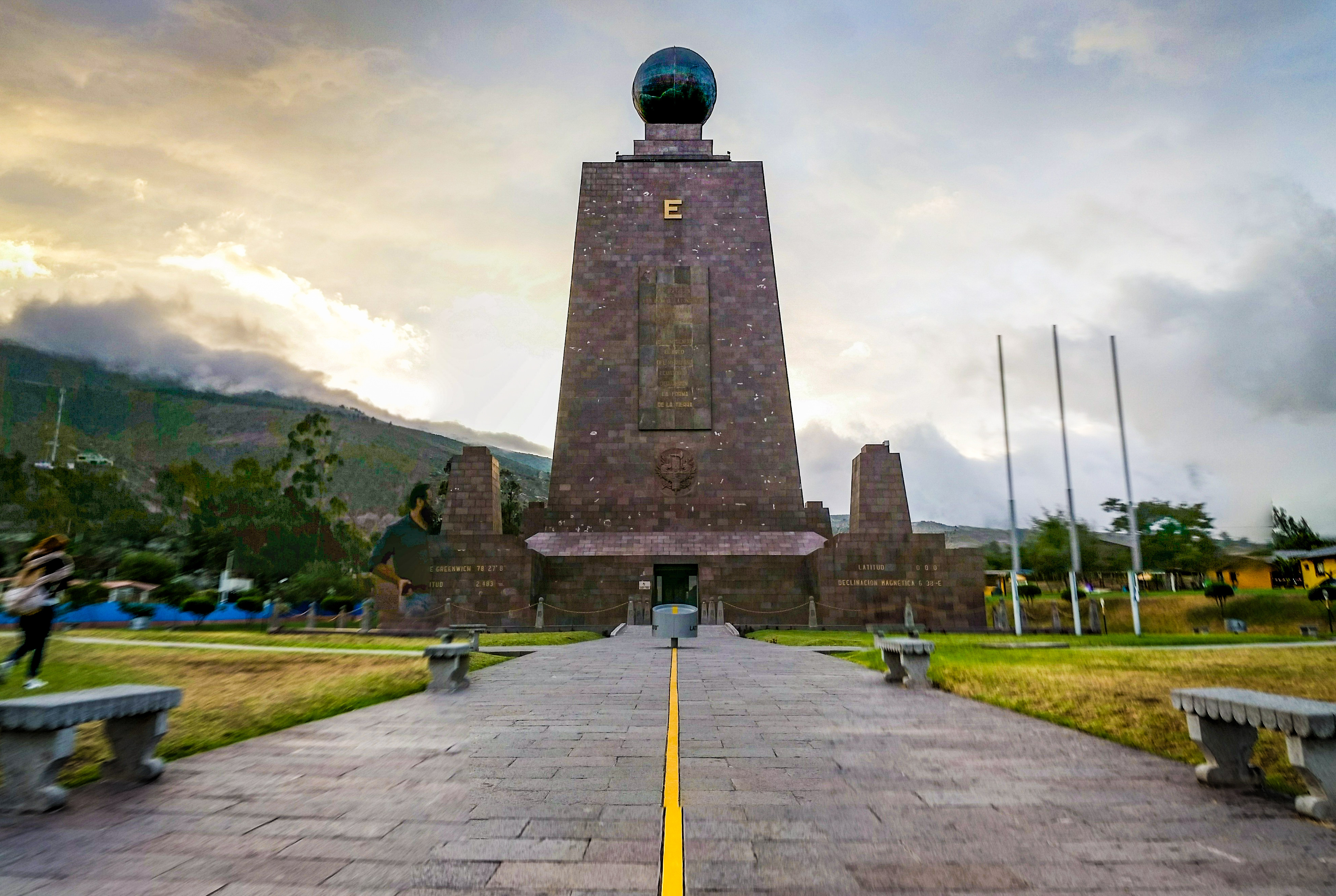 Ecuador_Middle_of_the_World_Monument_Quito