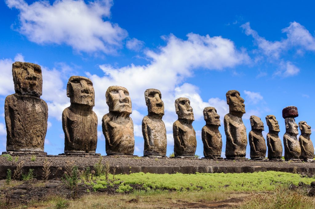 5-facts-about-easter-island-latin-routes